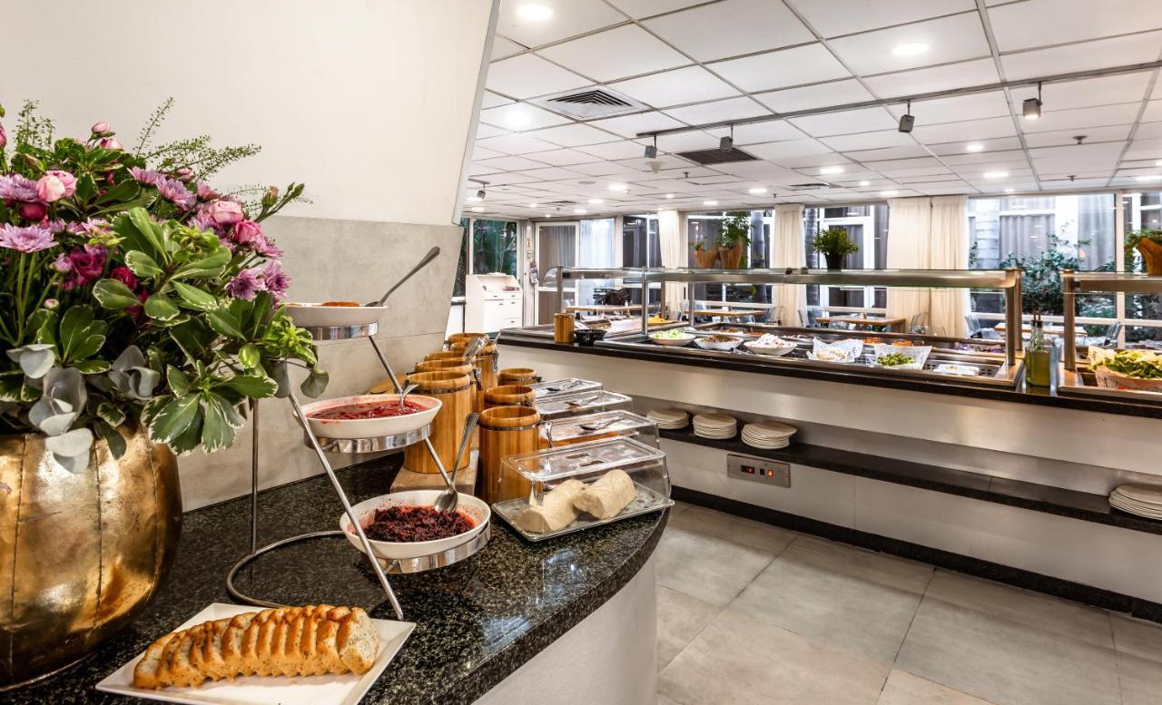 Kfar Maccabiah Hotel&Suites Ramat Gan Bagian luar foto